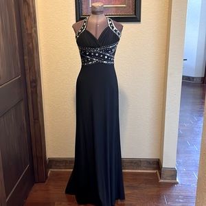 Morgan & Co. junior size 1/2 black sequined gown